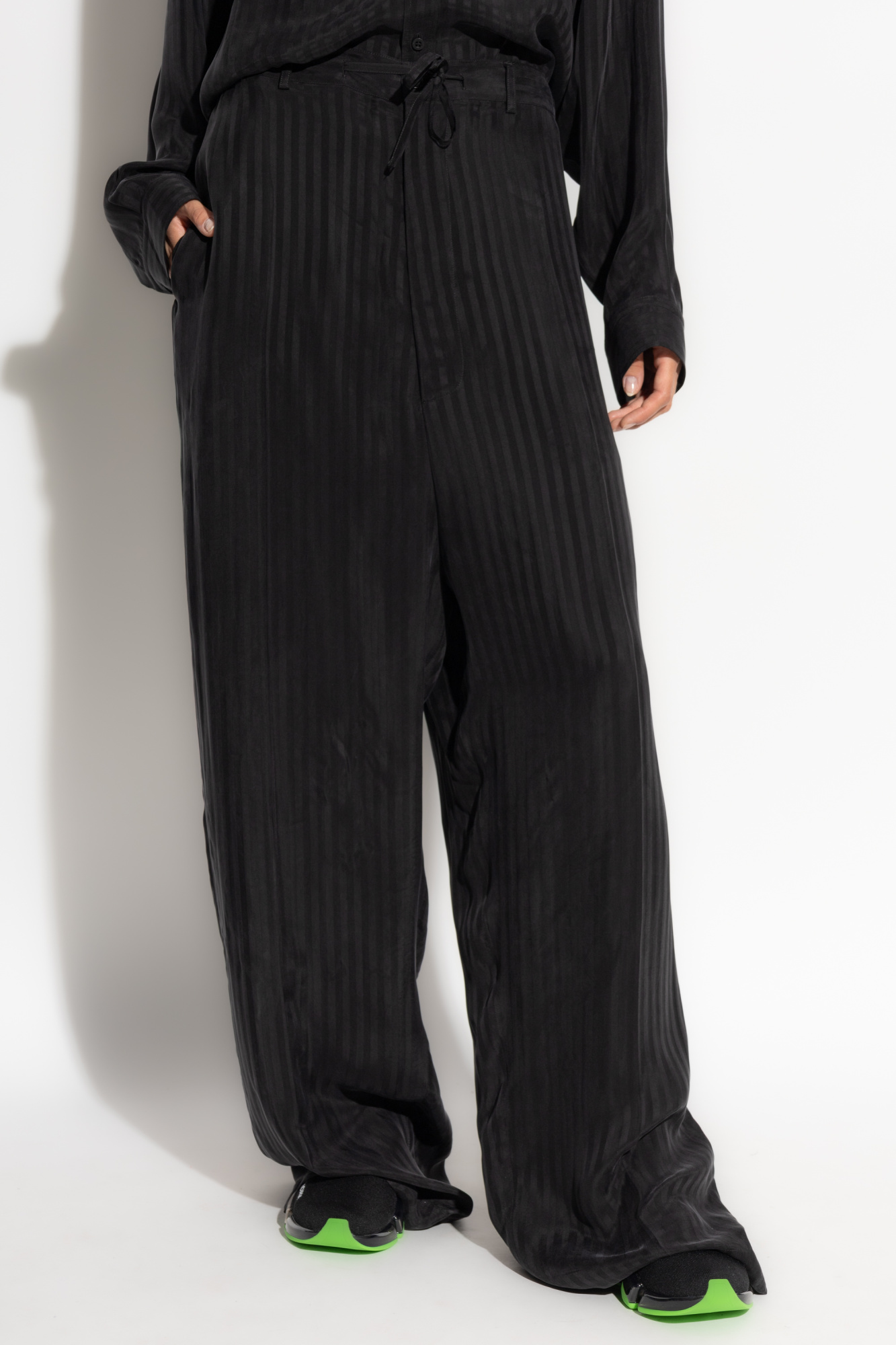 【BALENCIAGA】Striped Cupro Oversized Trousers ブラック Black Loose-fit striped pattern trousers Balenciaga - Vitkac